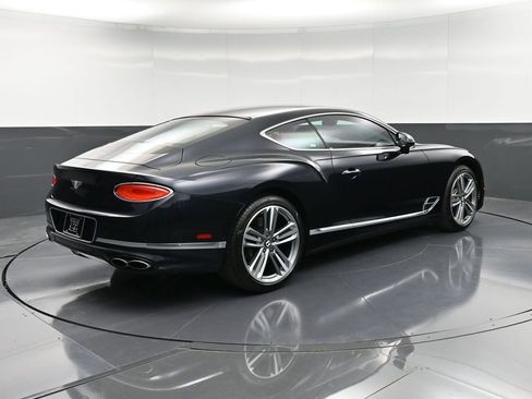 Used 2020 Bentley Continental GT image 8