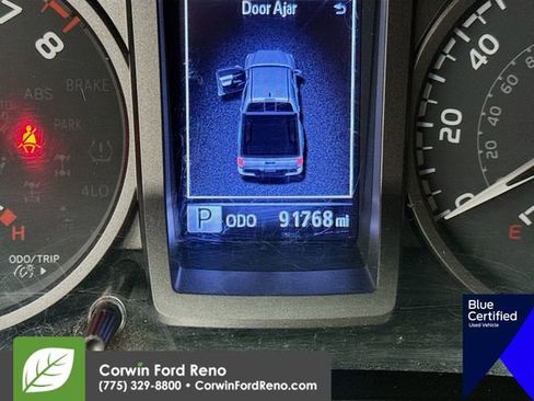 Used 2020 Toyota Tacoma TRD Sport image 15