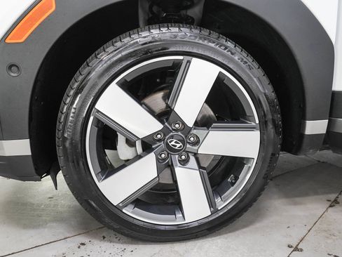 Used 2024 Hyundai Santa Fe Limited AWD/4WD image 32