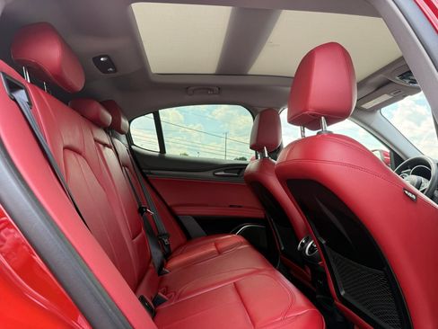 Used 2018 Alfa Romeo Stelvio Ti AWD/4WD image 31