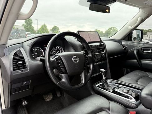 Used 2021 Nissan Armada SV AWD/4WD image 13