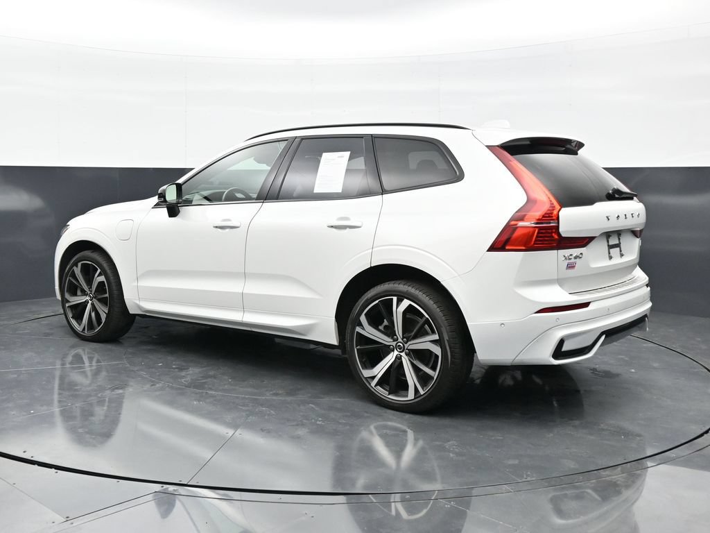 Used 2024 Volvo XC60 T8 Ultimate w/ Climate Package AWD/4WD image 6