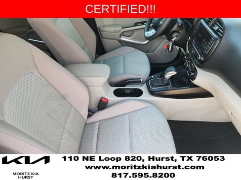 Used 2023 Kia Soul LX FWD image 19