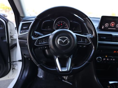 Used 2017 MAZDA MAZDA3 Grand Touring w/ Premium Equipment Package FWD image 10
