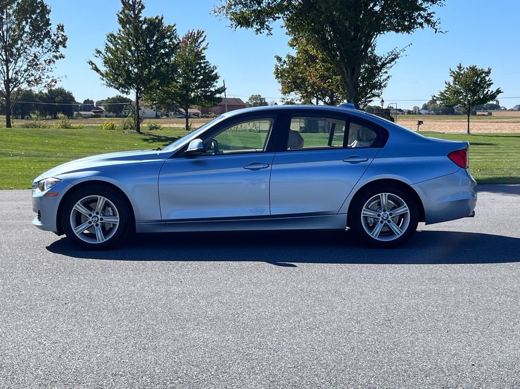 Used 2014 BMW 328i xDrive Sedan AWD/4WD image 4