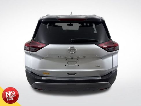 Used 2023 Nissan Rogue SL w/ SL Premium Package FWD image 5