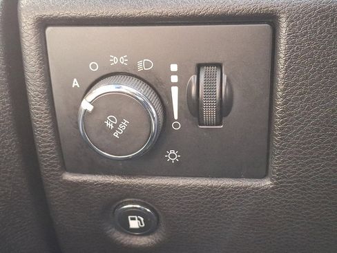 Used 2018 Jeep Grand Cherokee Limited AWD/4WD image 28