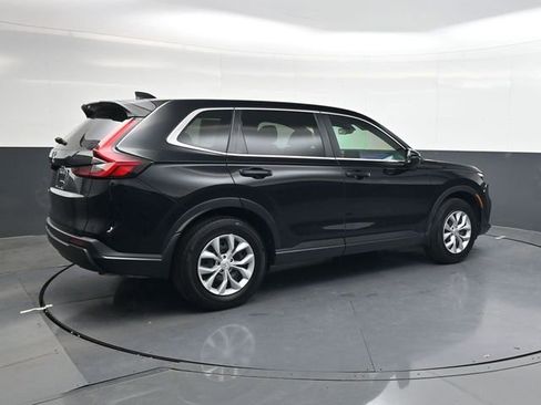 Used 2025 Honda CR-V LX image 4