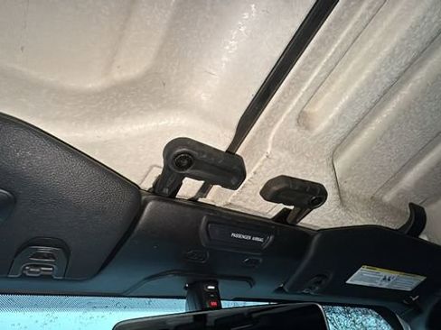 Used 2018 Jeep Wrangler Unlimited Sahara image 27