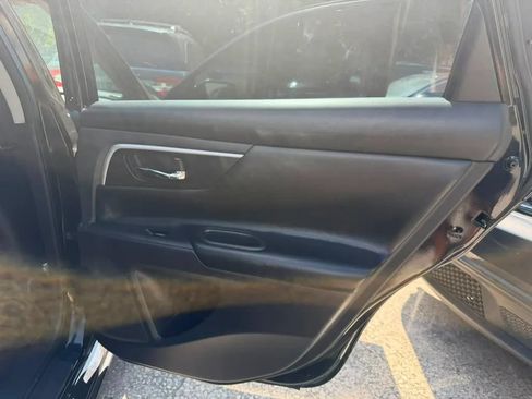 Used 2018 Nissan Altima 2.5 SR w/ SR Special Edition FWD image 13