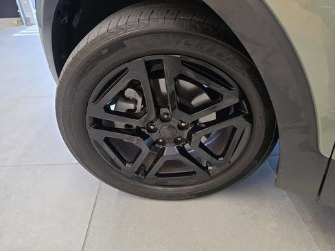 Certified 2025 Kia Telluride EX X-Line AWD/4WD image 37