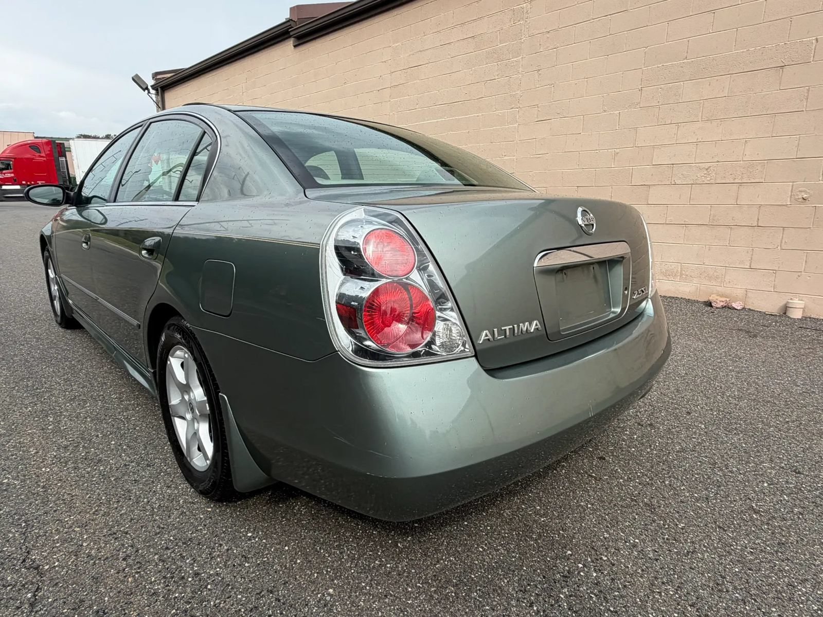 Used 2005 Nissan Altima 2.5 SL w/ (G02) SL Pkg FWD image 5