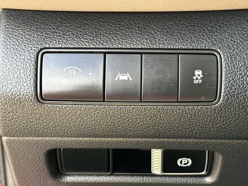 Used 2023 Hyundai Santa Fe SE AWD/4WD image 36
