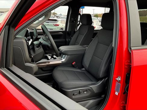 New 2026 Chevrolet Silverado 3500 LT image 9