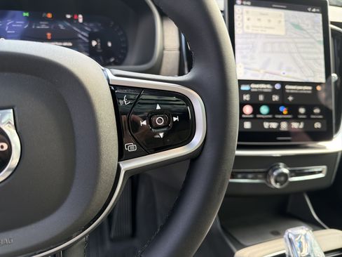 Used 2026 Volvo XC90 B6 Plus w/ Protection Package Premier image 20