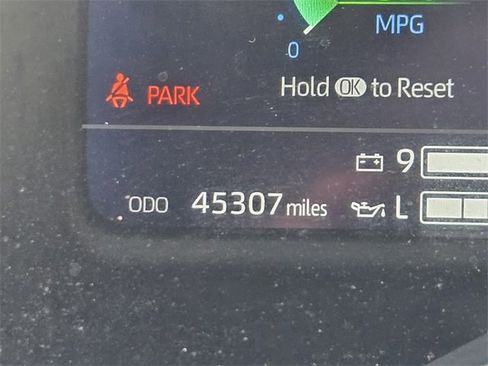 Used 2024 Toyota Tundra Limited image 33