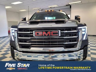 New 2025 GMC Sierra 2500 SLT