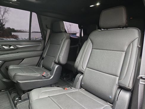 Used 2021 GMC Yukon Denali w/ Denali Ultimate Package image 11