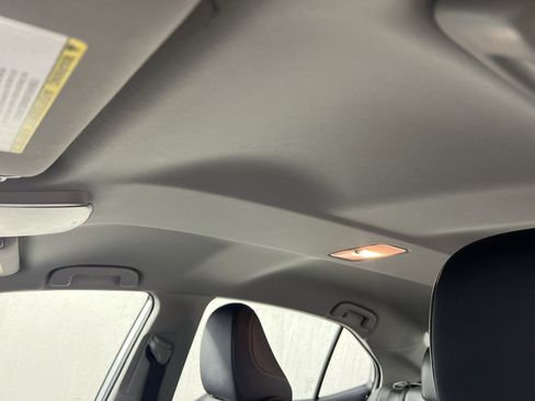 Used 2022 Toyota Camry SE image 24