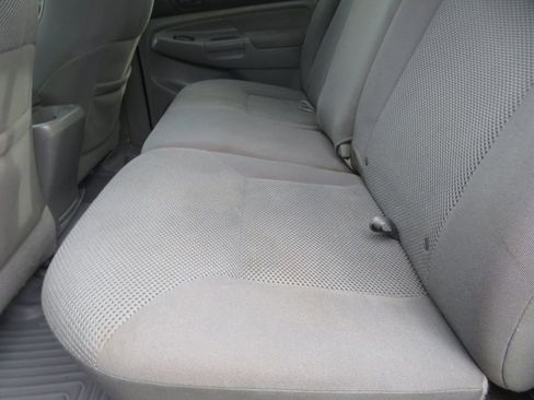 Used 2011 Toyota Tacoma PreRunner w/ TRD Off-Road Pkg w/JBL Audio image 27