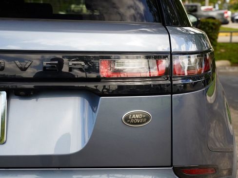 Used 2020 Land Rover Range Rover Velar R-Dynamic S image 13