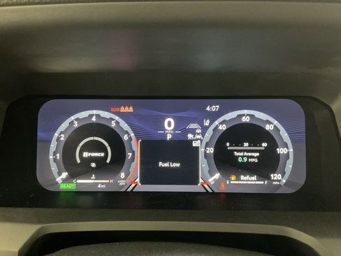 Used 2025 Toyota Tacoma Trailhunter image 19