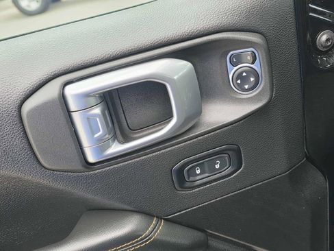 Used 2024 Jeep Wrangler Sahara w/ Technology Group image 23