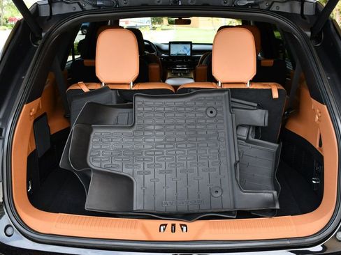 Used 2020 Lincoln Aviator Black Label w/ Dynamic Handling Package image 19