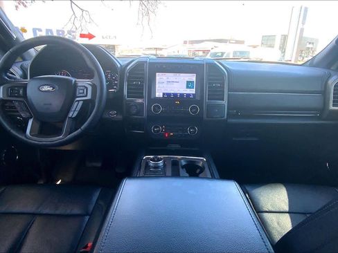 Used 2019 Ford Expedition XLT w/ Equipment Group 202A image 15