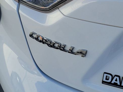 Used 2022 Toyota Corolla LE image 7