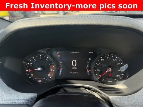 Used 2024 Jeep Compass Latitude image 6