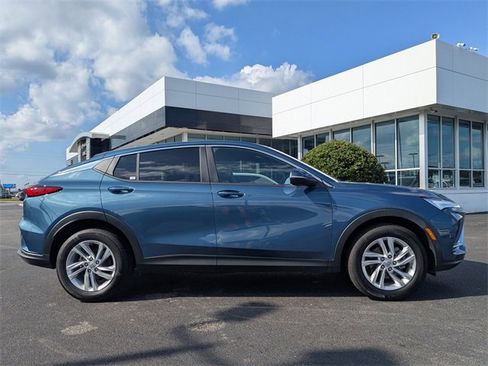 New 2025 Buick Envista Preferred w/ Convenience I Package image 2