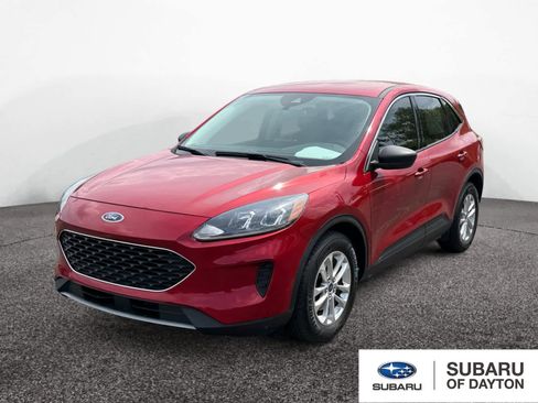 Used 2022 Ford Escape SE w/ Cold Weather Package FWD image 1