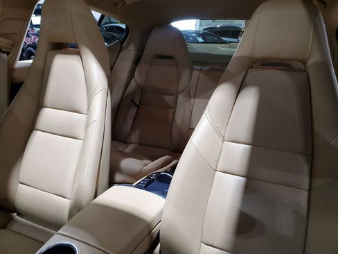 Used 2016 Porsche Panamera Edition image 41