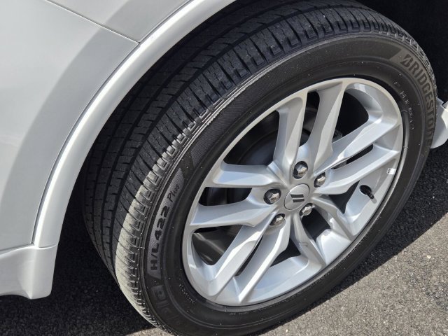 Used 2025 Dodge Durango GT AWD/4WD image 11