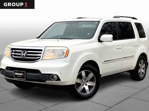 Used 2014 Honda Pilot Touring image 1