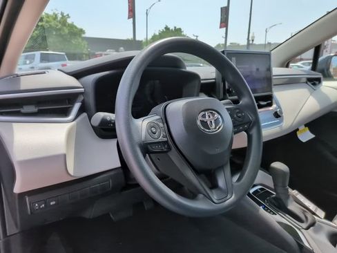 Used 2026 Toyota Corolla LE w/ LE Premium Package FWD image 24