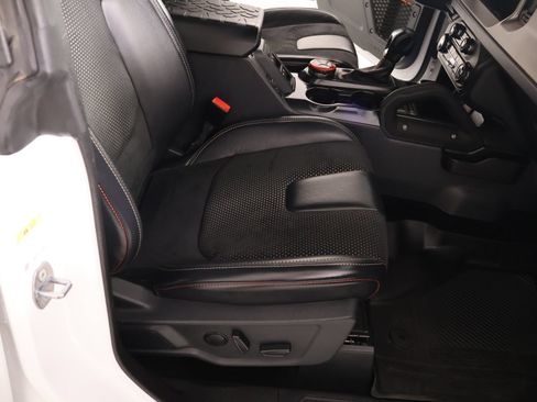 Used 2024 Ford Bronco Raptor AWD/4WD image 14