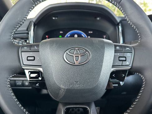 New 2026 Toyota Camry SE image 26