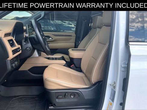 Used 2023 Chevrolet Tahoe Premier AWD/4WD image 26