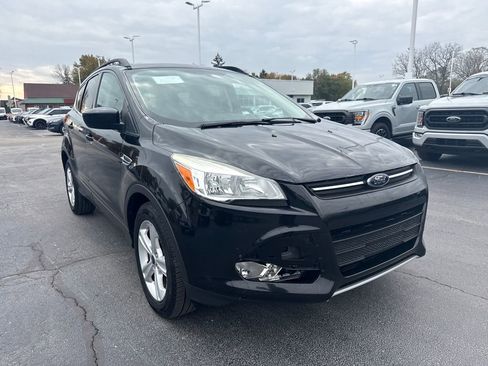 Used 2014 Ford Escape SE w/ Equipment Group 201A image 4