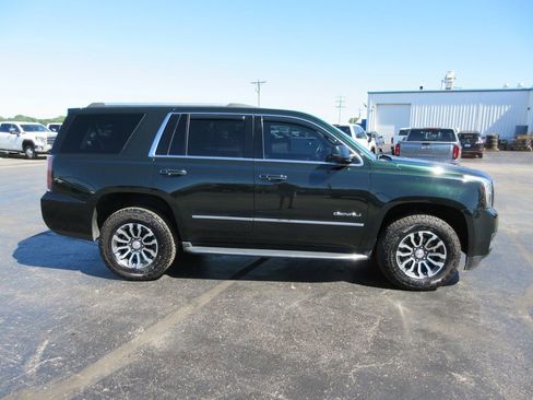 Used 2016 GMC Yukon Denali AWD/4WD image 2