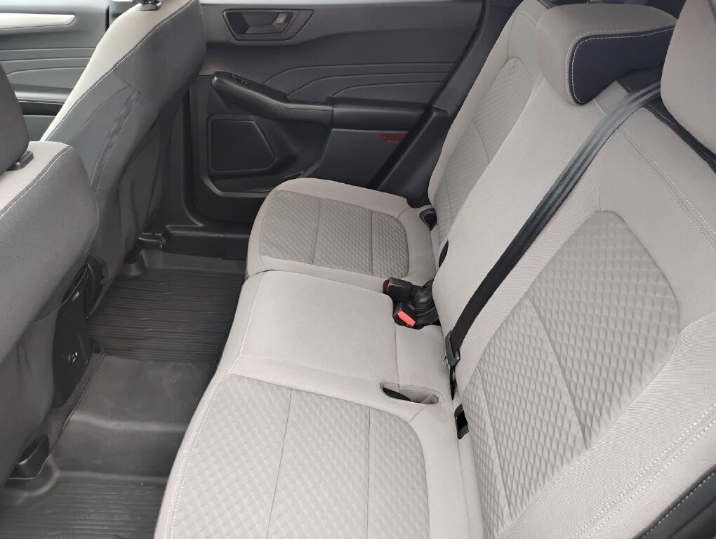 Used 2022 Ford Escape SE w/ Cold Weather Package AWD/4WD image 11