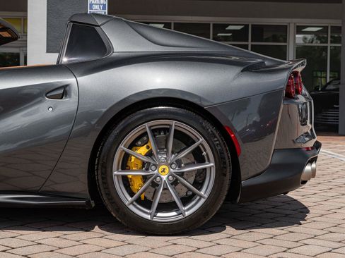 Used 2022 Ferrari 812 GTS RWD image 39