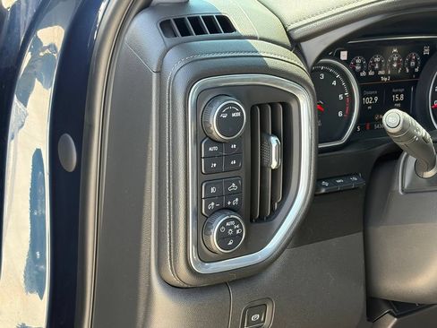 Used 2021 Chevrolet Silverado 1500 LTZ w/ LTZ Premium Package AWD/4WD image 8
