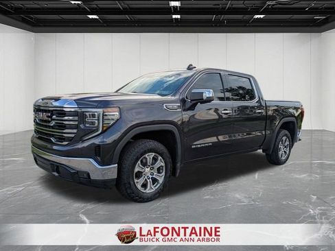 Used 2023 GMC Sierra 1500 SLT w/ SLT Convenience Package AWD/4WD image 1