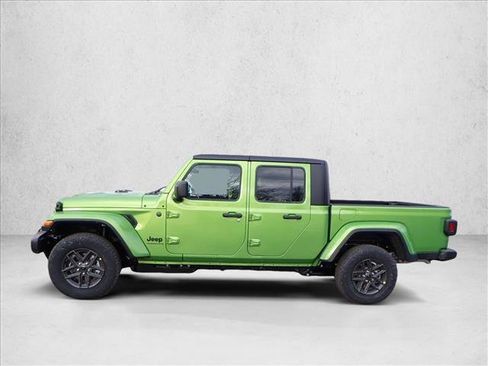 New 2026 Jeep Gladiator Sport image 2