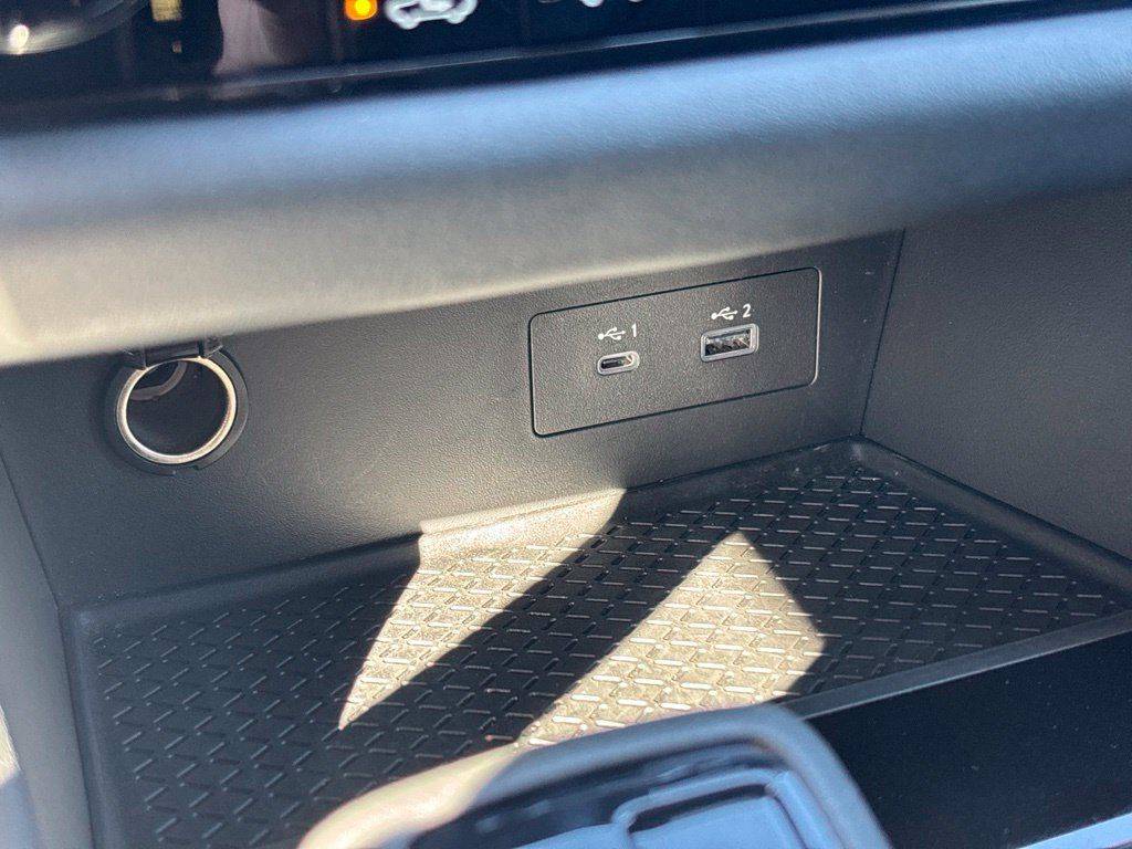 Certified 2025 Nissan Pathfinder SV AWD/4WD image 31