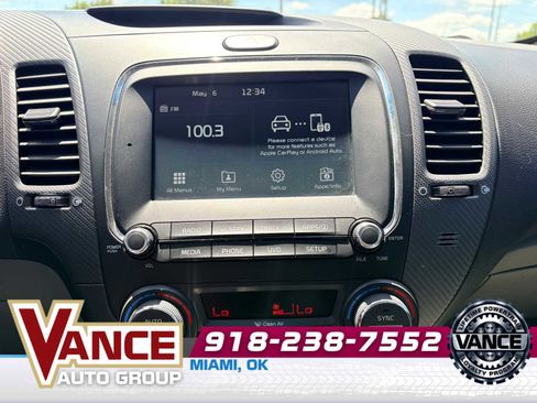 Used 2017 Kia Forte EX FWD image 25