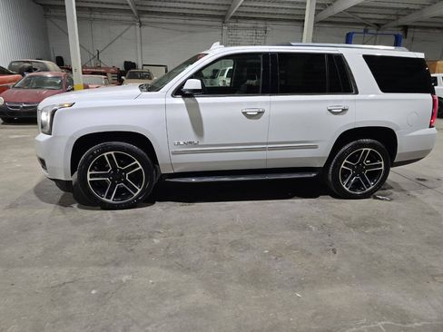 Used 2017 GMC Yukon Denali w/ Open Road Package AWD/4WD image 4